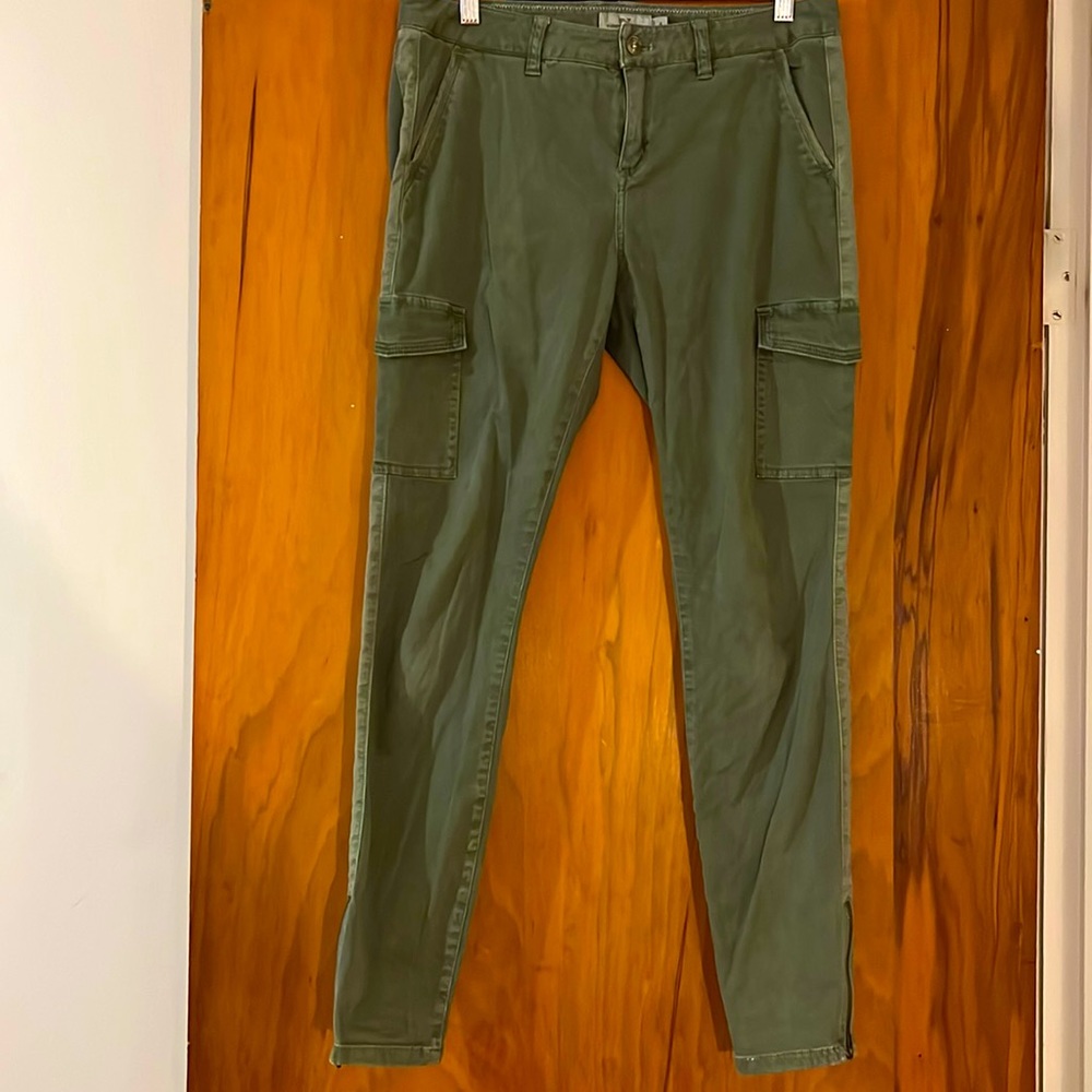 Vineyard Vines tuxedo Cargo pants with ankle zipper